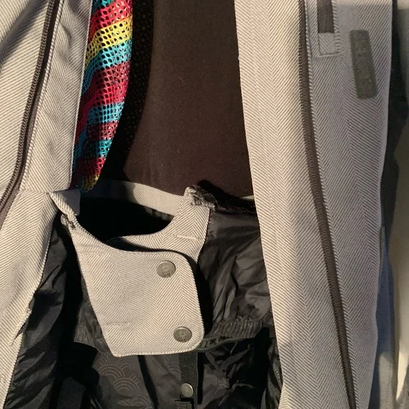 Oneill jacket - Picture 3 of 9